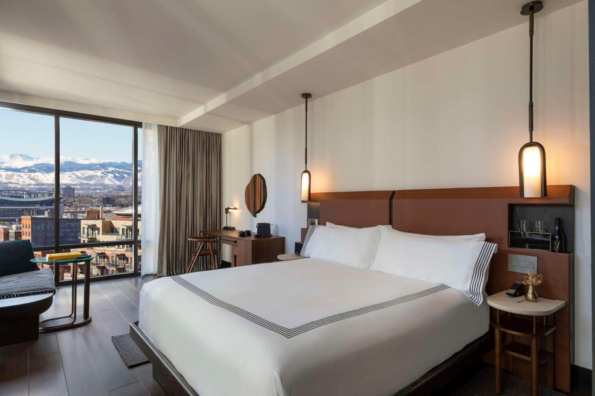 Thompson Denver, By Hyatt Exterior photo